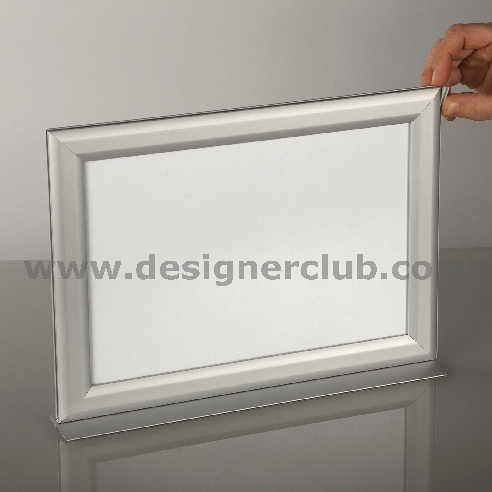 CORNICE CON BASE ADESIVA UNI A3 ORIZZONTALE